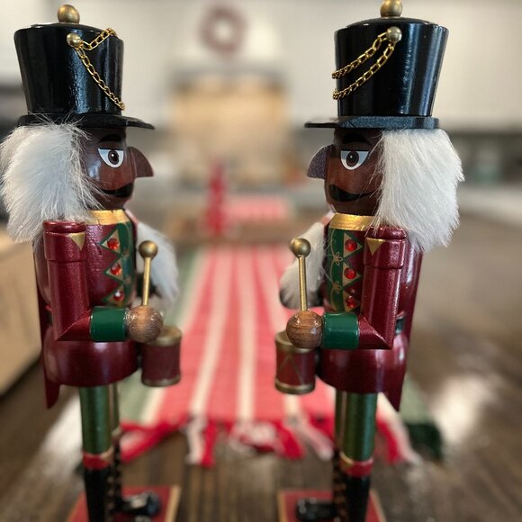 Metallic Nutcracker Drummer Figurine-Brown - Picture 2 of 8